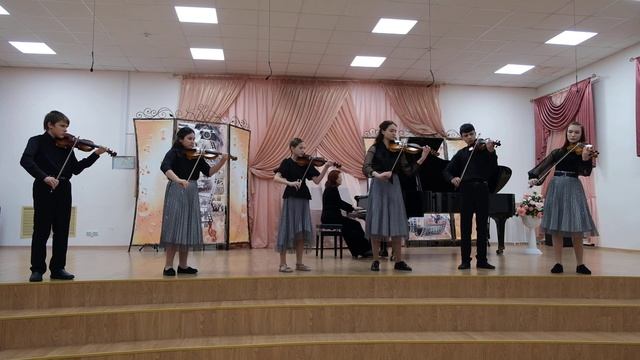 А.Рыбников  Последняя поэма. исп. Ансамбль скрипачей 