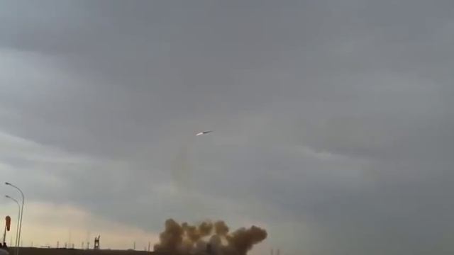 Падение ракеты носителя Протон М на космодроме Байконур