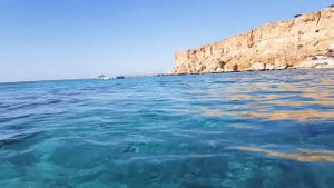 Beach Faraana reef
