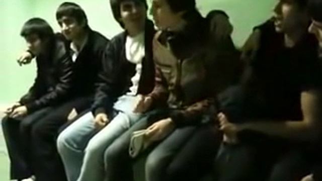 3 Дага,Чеченец и 2 Азера поют)) — В небе звёзды горят).flv смотреть онлайн