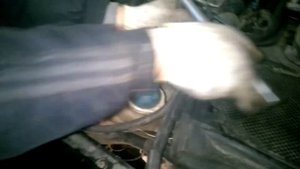 Замена передних рычагов на ауди А8 1996 год