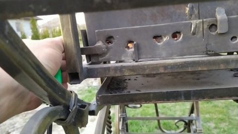 Необычная жаровня, мангал.