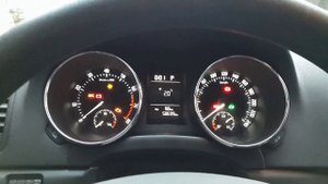 Skoda Yeti: осмотр приборной панели после ремонта
