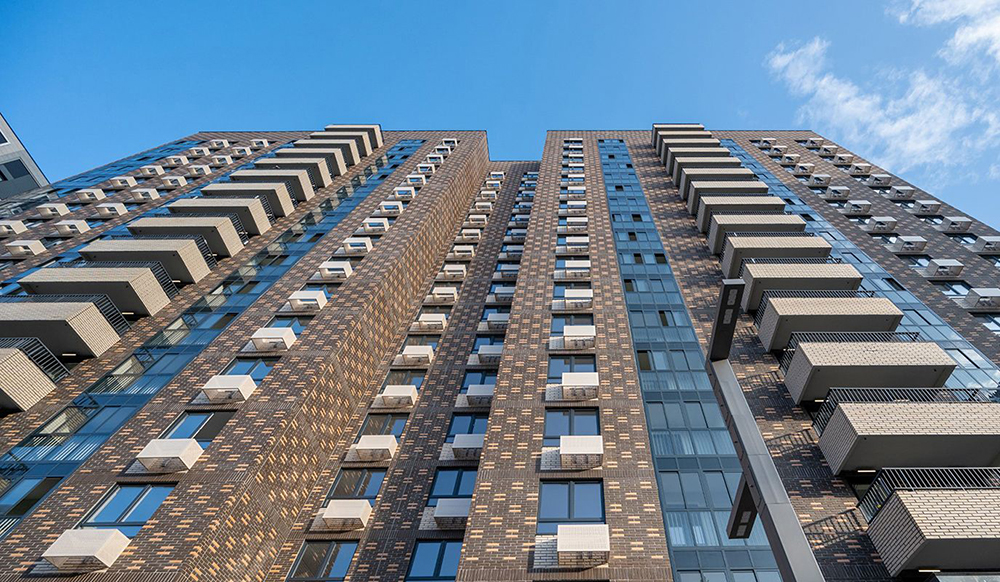 Более 12,3 тыс. человек получили квартиры по реновации на северо-востоке / Город новостей на ТВЦ