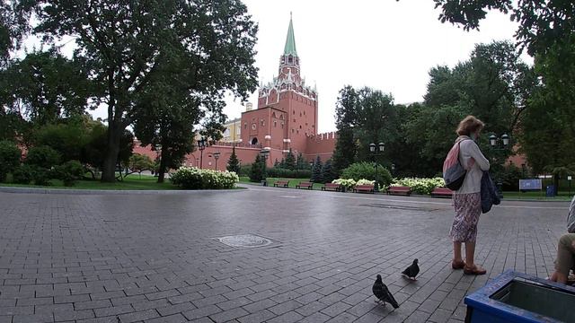 MoscowWalks. Alexander Garden. Trinity Tower / Москва. Александровский сад. Троицкая башня