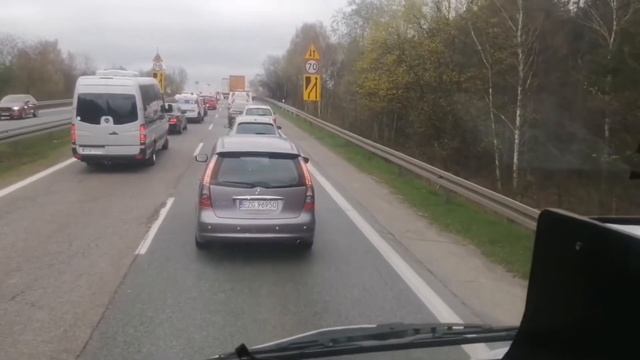 Поступил в продажу ман 26-414 с годравликой для перевозки контейнеров с сыпучими грузами