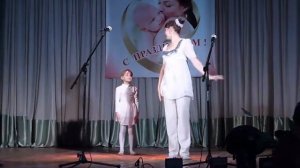 Танец "Мама и дочка", посвященный Дню мамы