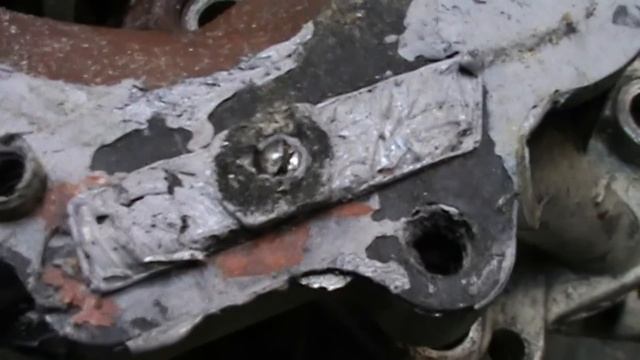 Johnson 25 Как не нужно собирать двигатель смотреть онлайн