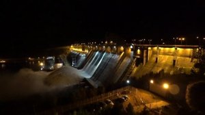 Красноярская ГЭС . Большая вода.