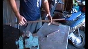 мотоблок УГРА, делаю крепления ставлю  распорки от  мотора