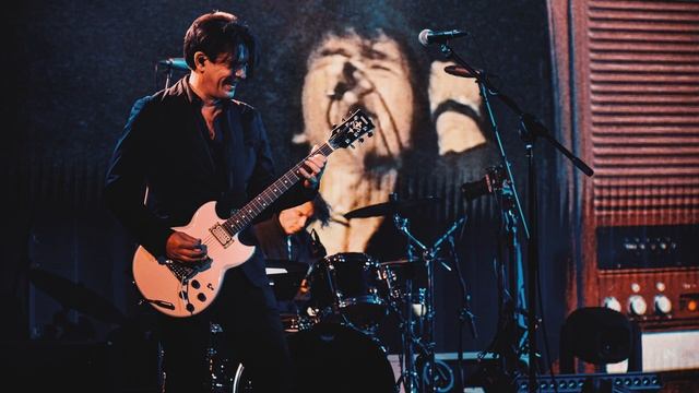 КИНО - В наших глазах | Минус для соло-гитары с вокалом | Севкабель 2021 | ЛУЧШЕЕ КАЧЕСТВО смотреть онлайн