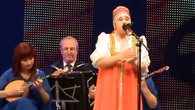 Даша Володина - "Кнопочки баянные" смотреть онлайн