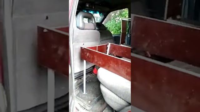 Спальное место в машине смотреть онлайн