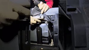 How to Replace Toyota Aqua  Battery