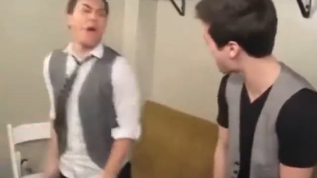 All I Want for Christmas Is You (Logan Henderson Video) смотреть онлайн