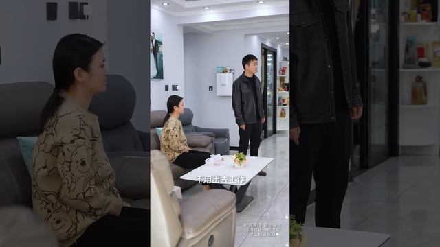 兒子整日說話尖酸刻薄，當著外人的面故意詆毀兒媳，婆婆直接霸氣回懟【婆婆也是妈】 смотреть онлайн