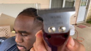 “MUST SEE” BEFORE YOU PURCHASE YOUR NEXT TRIMMER! WAHL VS BABYLISS TRIMMER BATTLE!