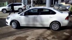 Продал фольксваген поло, жрало масло