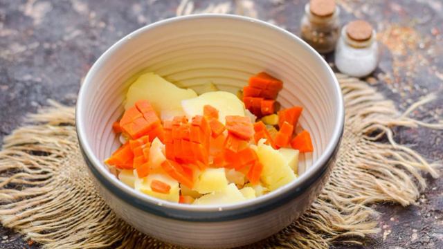 Салат Зимний с кальмарами