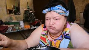 жрёмс на камеру и лалала. Не стоит мешать мне сходить с ума. 08.11.2023