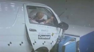 TOYOTA HIACE CRASH TEST - by igor