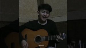 KETIKA DIA YANG KAU CINTA MENCINTAI YANG LAIN BETAPA DALAMNYA || COVER (ALI TOPANJE)