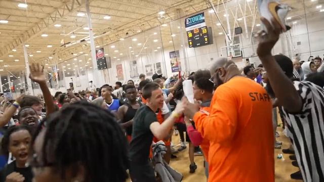 I ASSEMBLED THE AVENGERS OF AAU BASKETBALL FOR ONE LAST TOURNAMENT! смотреть онлайн