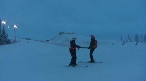 Лидер упражнений для скользящих поворотов! Вальс на горных лыжах.