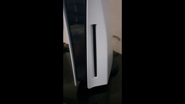 Громкий шум треск привода PlayStation 5