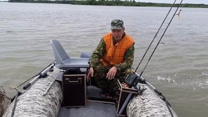 Рундук для поворотного кресла в лодку ПВХ