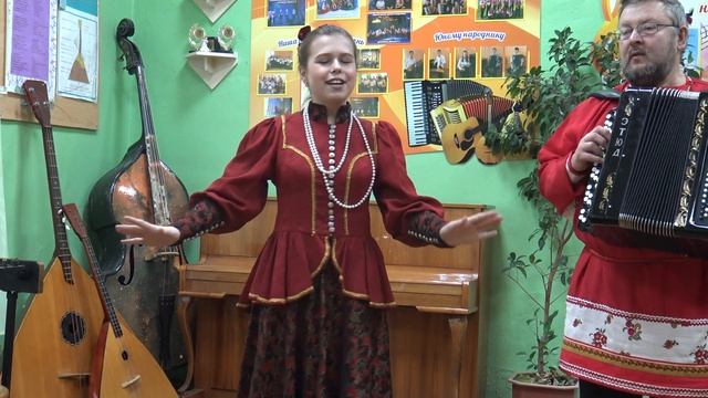 Барсуова Анна Александровна "Крутим по любови" - сл. и муз. Г.Заволокина смотреть онлайн