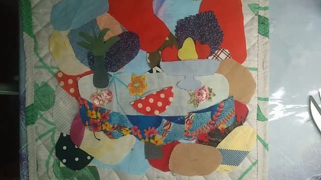 салфетка на стол под горячяе,из не нужных лоскутов(апликация) смотреть онлайн