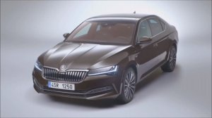 2020 ŠKODA SUPERB iV - взгляд чешского бренда на будущее электромобилей