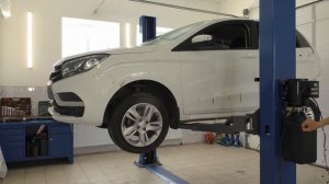 Жёсткое ДТП Лады XRAY и Nissan X-trail. Что стало с кузовом Лады!