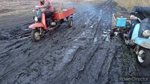 Оффроад на мотороллерах муравьях.