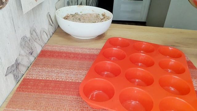 Вместо котлет, готовлю эти вкусные куриные маффины.