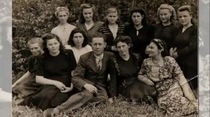 Можно ли вешать на стены фотографии усопших родственников?