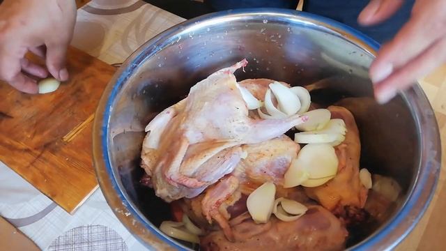 Вкуснейший шашлык из перепелов.Как разделывать и ощипывать перепела.Как определить самца перепела