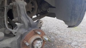 DODGE GRAND CARAVAN замена шпильки колеса