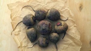 Безболезненно чистит кишечник и пробивает запор! Просто отвари свеклу и добавь один ингредиент