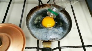 Вот как надо готовить яичницу