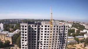 Солнечный день. ЖК «Город времени» | Башенный кран КБ-405. Tower crane in TimeLapse