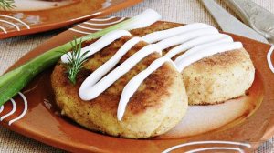 Порционная закуска для каждого.
КАРТОФЕЛЬНЫЕ ЗРАЗЫ С КАПУСТОЙ