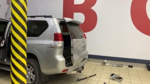Toyota Prado 150 - механизм на 5-ю дверь