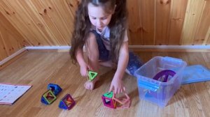 Как сделать цветок из магнитного конструктора