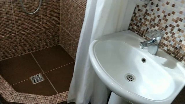 Гостевой дом №1, АПАРТАМЕНТЫ №1 [5-8 чел.], 2 изолир-е комнаты, 1-й этаж - Жилье и Отдых в Ейске смотреть онлайн