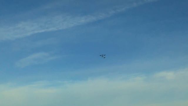 Пилотажная группа "Русь" над Казанью. Авиашоу "Я выбираю небо" (10.08.2018). Флаг из дыма смотреть онлайн