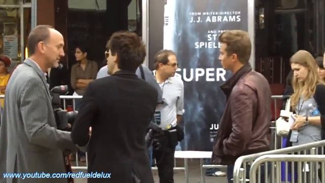 Super 8 - Red Carpet Premiere @ Regency Theaters Westwood Village - 2011 - 1 of 3 смотреть онлайн