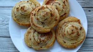 Слоеные рулетики с орехами