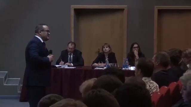 Префект ТиНАО, Москва, обещает закрыть свалку в Минзаге 13.06.2018 смотреть онлайн